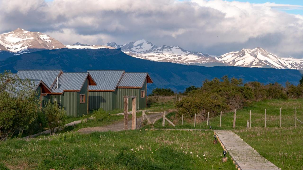 Garden Domes Villa Puerto Natales Exterior photo